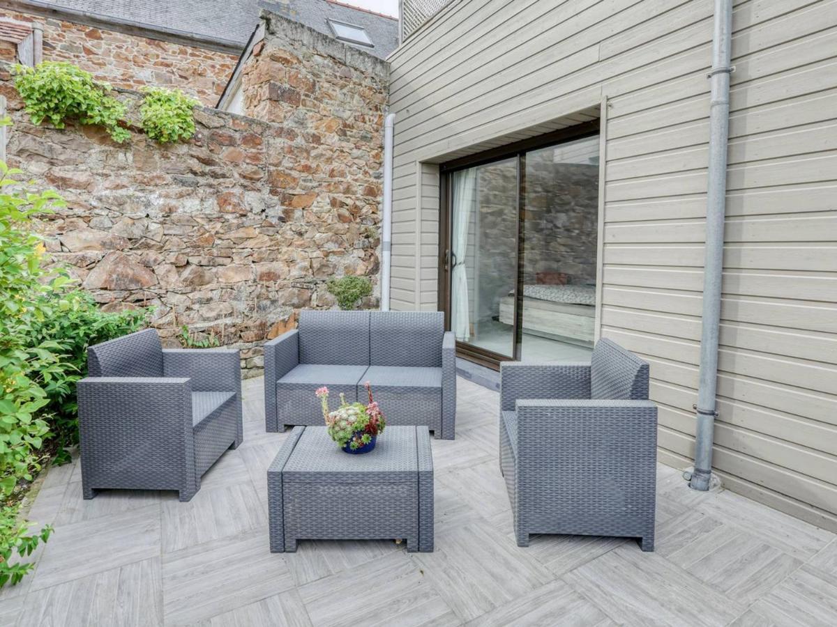 Appartement Perros-guirec, 2 Pièces, 4 Personnes - Fr-1-368-338