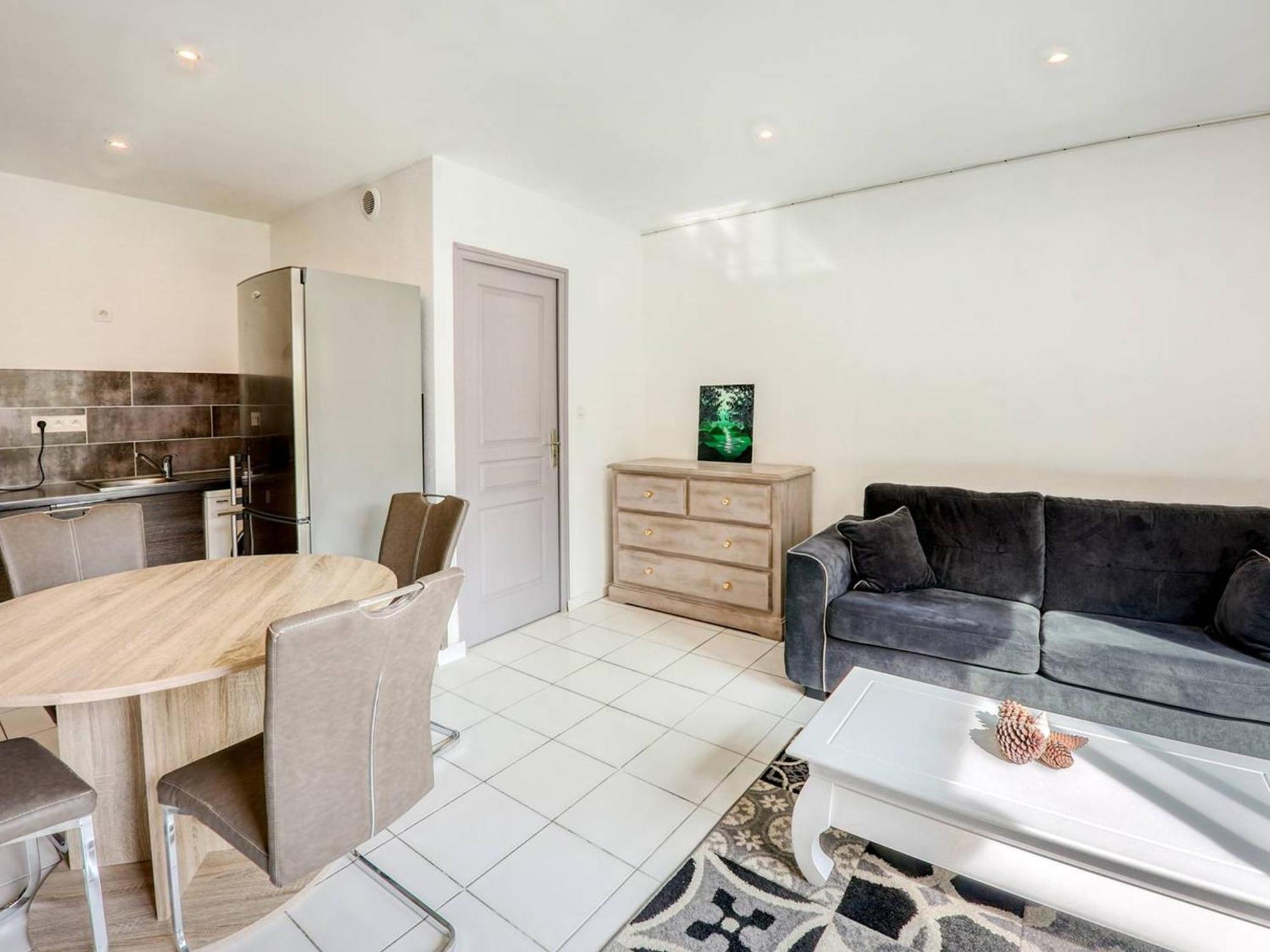 Appartement Perros-guirec, 2 Pièces, 4 Personnes - Fr-1-368-338